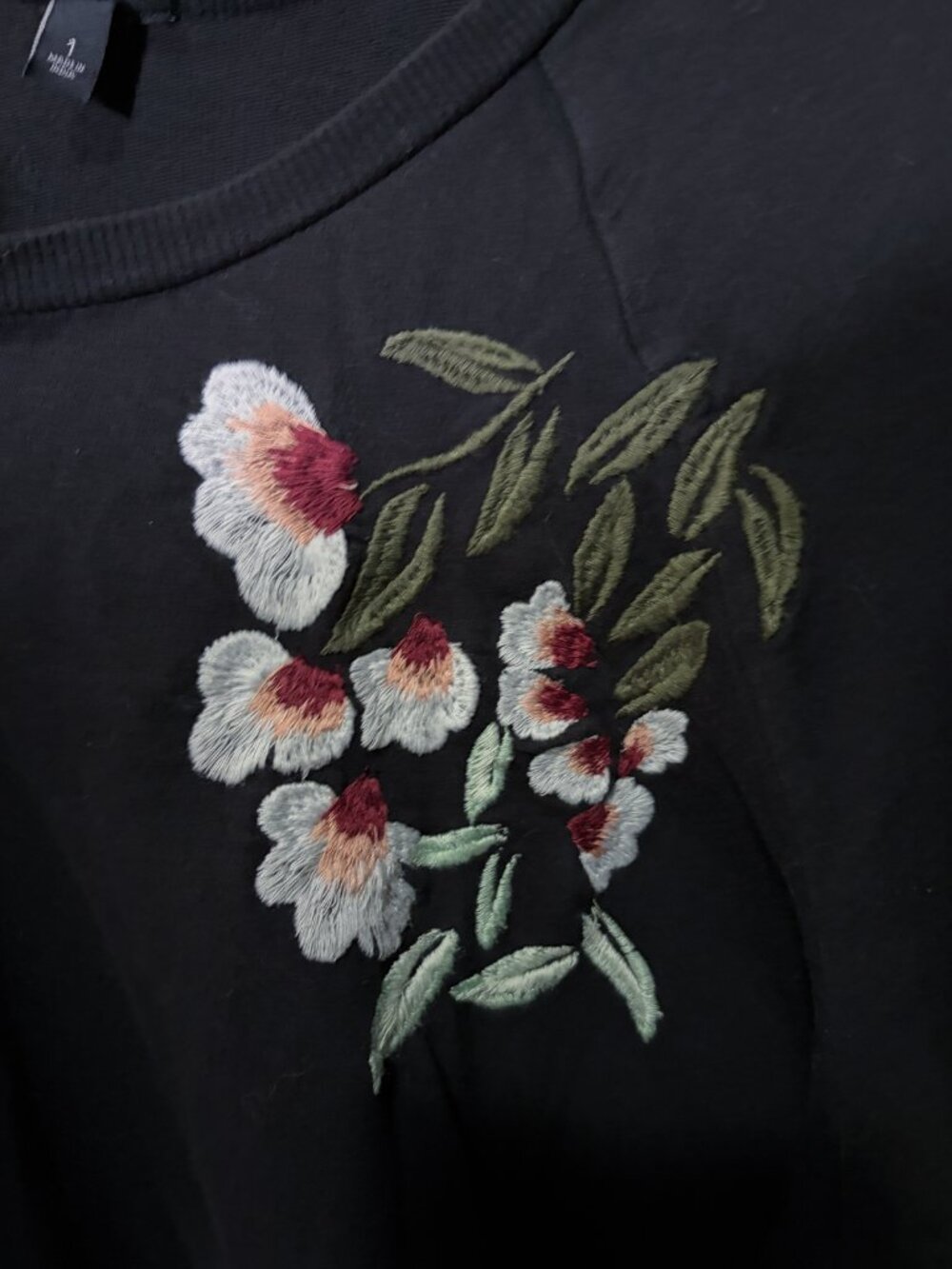 Torrid 1 (1X) Black Embroidered Floral Long Sleeve Pullover Sweatshirt - Picture 5 of 10